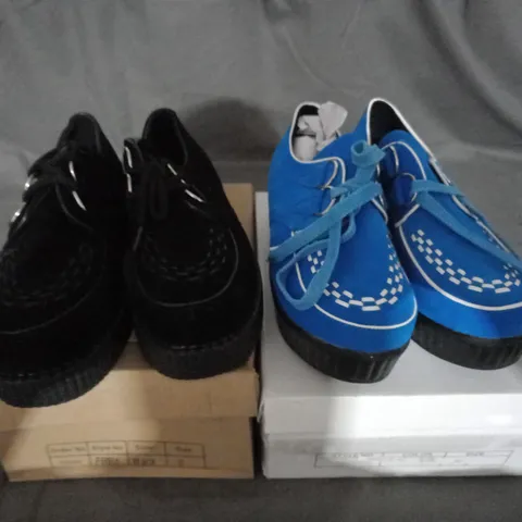 APPROXIMATELY 15 BOXED PAIR OF BOOTS IN BLACK AND BLUE VARIOUS SIZES TO INCLUDE SIZE 5 