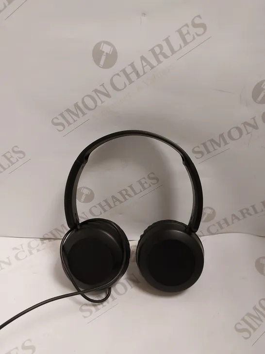 JVC POWERFUL SOUND STEREO HEADPHONES x2 