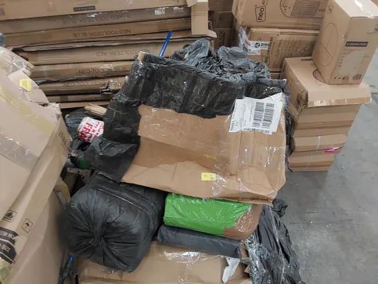 PALLET OF ASSORTED FURNITURE PARTS AND OTHER ASSORTED ITEMS 