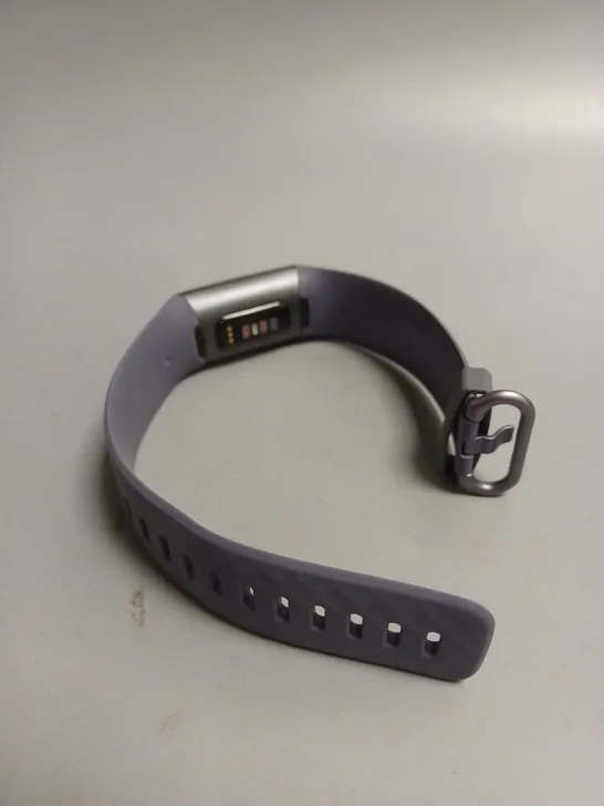 FITBIT CHARGE HEALTH & FITNESS TRACKER WATCH WITH RUBBER STRAP 