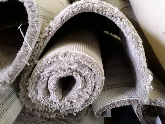 ROLL OF QUALITY BEIGE CARPET