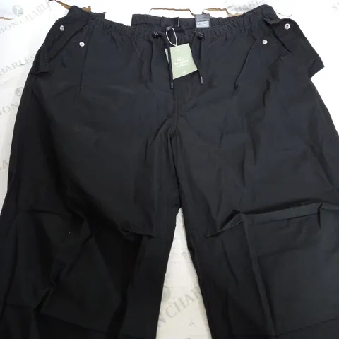 H&M LOOSE FIT PANTS IN BLACK - XL