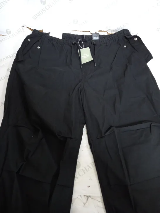 H&M LOOSE FIT PANTS IN BLACK - XL