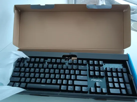 BOXED FRIWOL THUNDER GAMING KEYBOARD