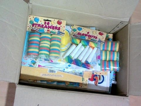 BOX OF LARGE QUANTITY OF ASSORTED NEW PARTY SUPPLIES ITEMS