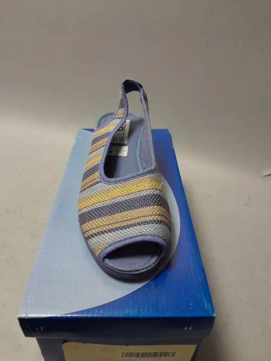 BOXED MIRAK CLASSIC OPEN TOE SLIP ON SANDLES IN BLUE SIZE