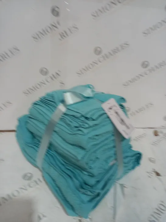 PACK OF MULTI USE BLUE TOWEL AND HAND CLOTH