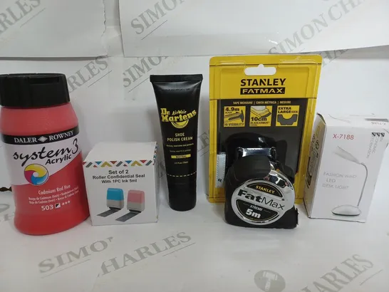 BOX OF APPROXIMATELY 10 ASSORTED ITEMS TO INCLUDE - STANLEY FATMAX - CONFIDENTIAL SEAL - SHOE POLISH ETC