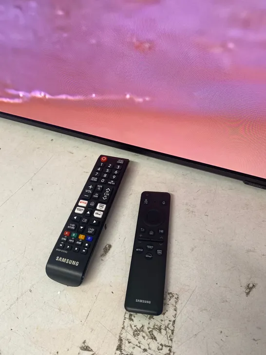 BOXED SAMSUNG QE55S95C 55" OLED 4K HDR SMART TV WITH ONE CONNECT BOX, REMOTE CONTROL AND PARTS FOR STAND 