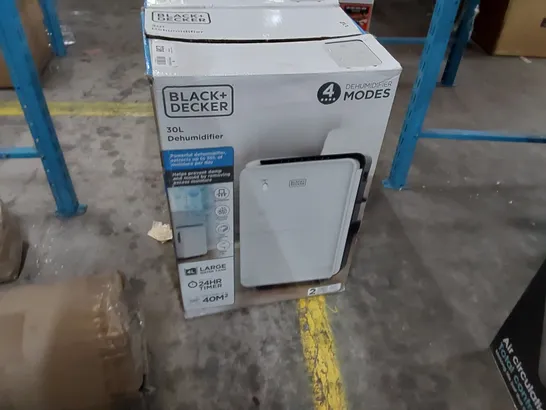 BOXED BLACK AND DECKER 30L DEHUMIDIFIER 