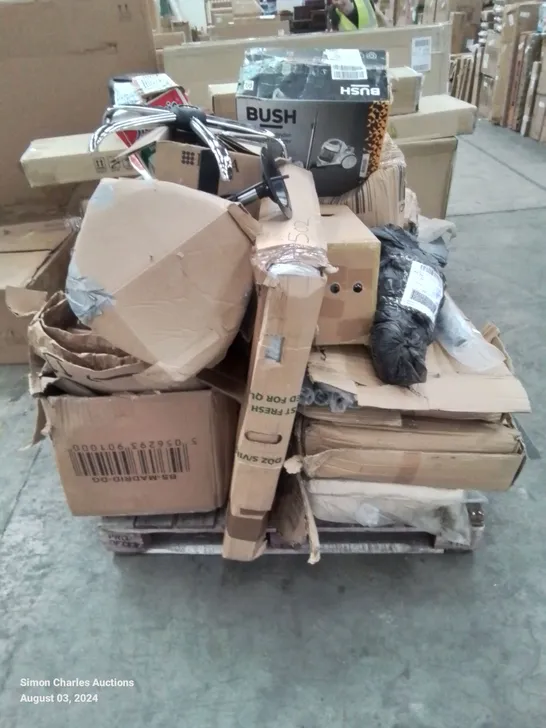 PALLET CONTAINING VARIOUS INCOMPLETE FURNITURE PARTS CHAIRS ETC.