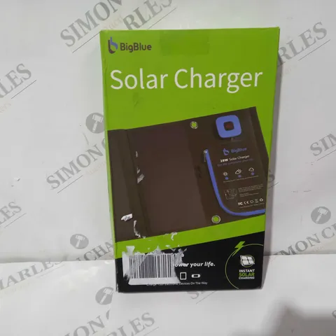 BOXED BIGBLUE 28W SOLAR CHARGER