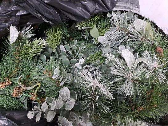 K BY KELLY HOPPEN PRE-LIT GREENERY CHRISTMAS DECORATION - GARLAND