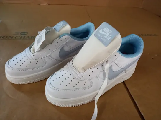 PAIR OF NIKE AIR FORCE 1 TRAINERS - UK 6