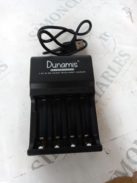 DUNAMIS 1.2V NI-MH AA/AAA INTELLIGENT CHARGER