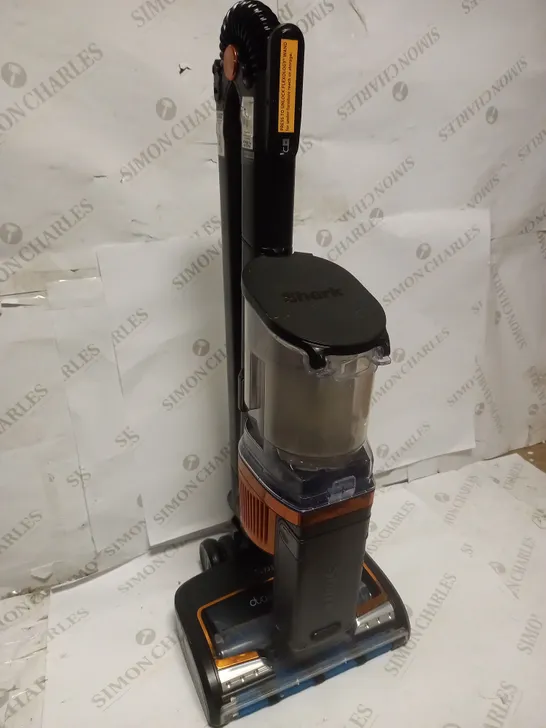 SHARK IZ300UK CORDLESS STICK VACUUM