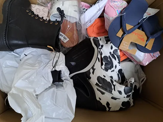 BOX OF APPROXIMATELY 15 ASSORTED PAIRS OF SHOES AND FOOTWEAR ITEMS IN VARIOUS STYLES AND SIZES TO INCLUDE ARCHIES, LV XIAO JIE, PUBLIC DESIRE, ETC