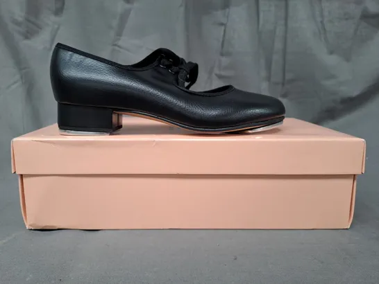 BOXED PAIR OF BLOCH TAP DANCING SHOES IN BLACK UK SIZE 1