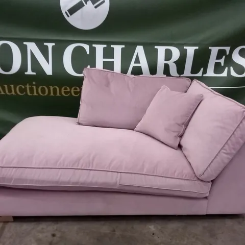 QUALITY THE LOUNGE CO DESIGNER CHAISE SOFA - PINK FABRIC 