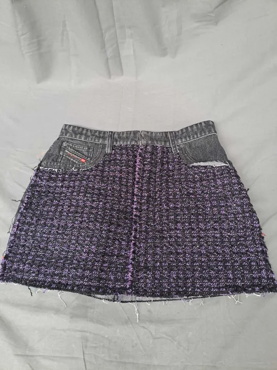 DIESEL DENIM SKIRT IN BLACK/PURPLE SIZE 30W