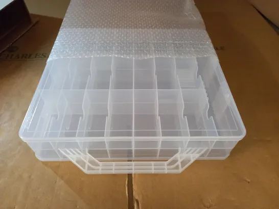 CLEAR PLASTIC MULTI-COMPARTMENT CASE