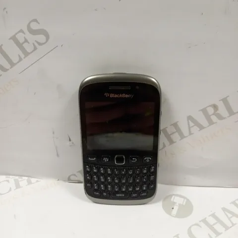 BLACKBERRY CURVE MOBILE PHONE 