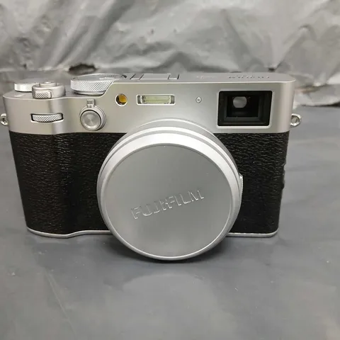 FUJIFILM DIGITAL CAMERA X100 VI