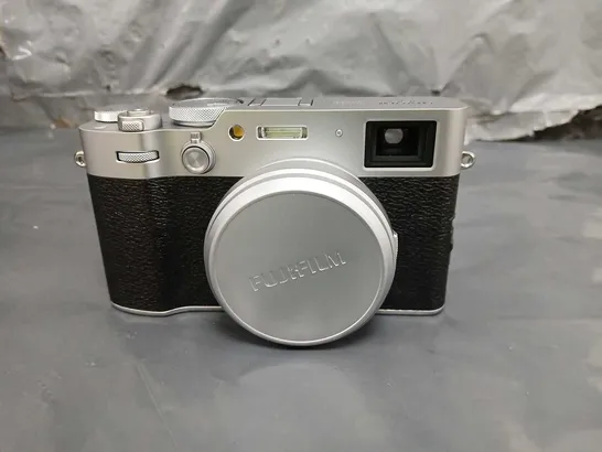 FUJIFILM DIGITAL CAMERA X100 VI