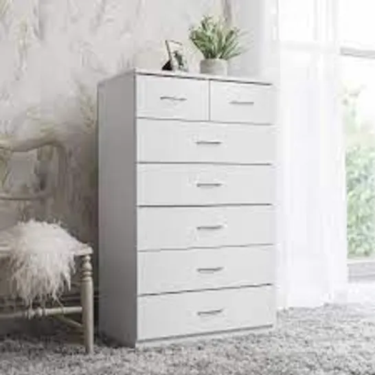 BOXED LAURA JAMES 5+2 DRAWER CHEST WHITE