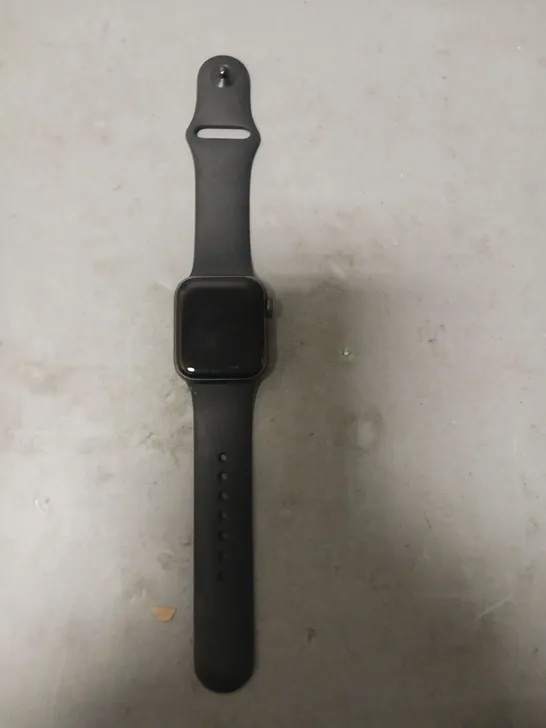 APPLE WATCH SERIES 5 SMARTWATCHION-X GLASS BLACK STRAP