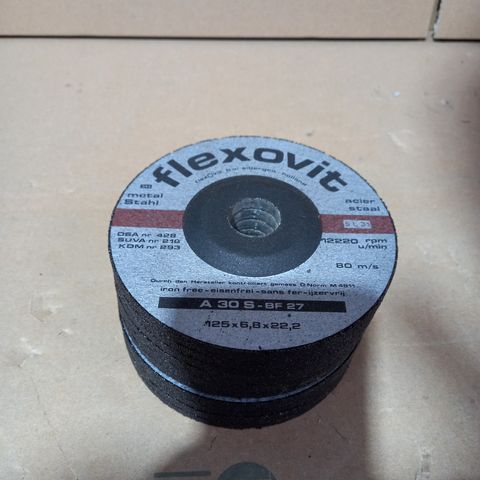 LOT OF APPROXIMATELY 10 FLEXOVIT A 30 S - BF 27 METAL GRINDING PADS 