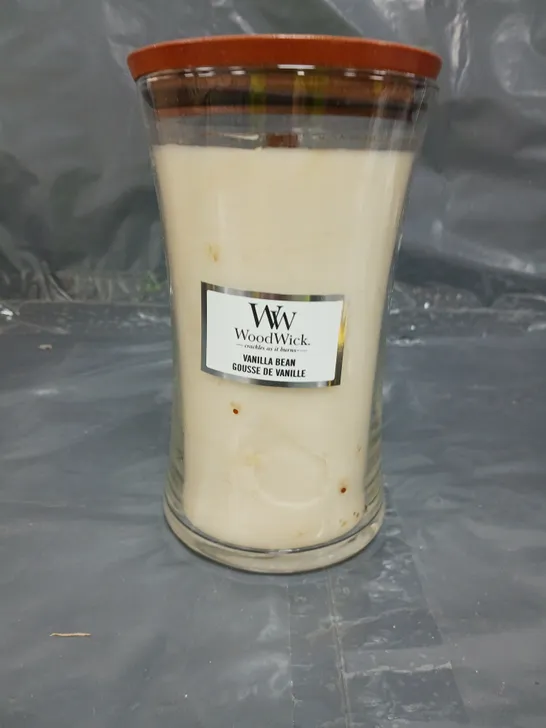 LARGE HOURGLASS CANDLE – VANILLA BEAN - COLLECTION ONLY - GLASS