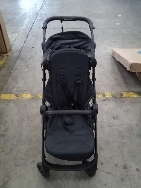 MAMAS & PAPAS PUSHCHAIR - BLACK 