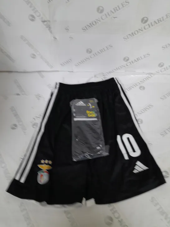 BENFICA FC FULL AWAY KIT WITH BYRNE 10 SIZE S