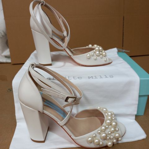 PAIR OF WEDDING/BRIDAL SHOES WITH INSCRIPTION EU SIZE 36