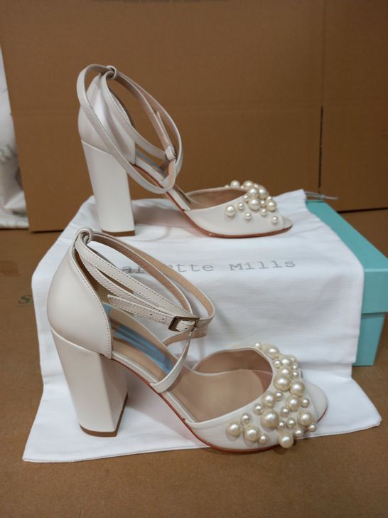 PAIR OF WEDDING/BRIDAL SHOES WITH INSCRIPTION EU SIZE 38