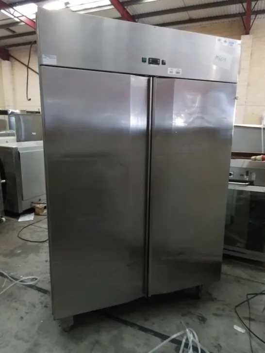 POLARIS COMMERCIAL SPA-TN-140 STAINLESS DOUBLE DOOR REFRIGERATED FOOD STORAGE UNIT