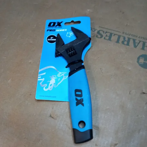 OX PRO SERIES ADJUSTABLE SPANNER 29MM