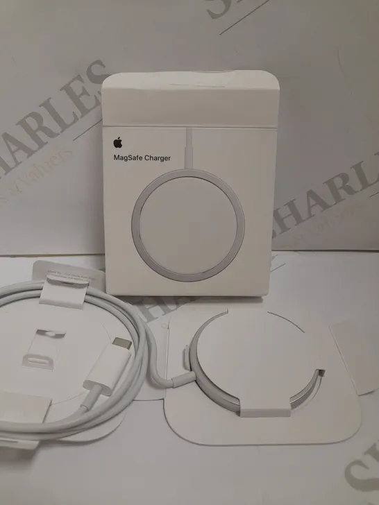 APPLE MAGSAFE CHARGER RRP £45