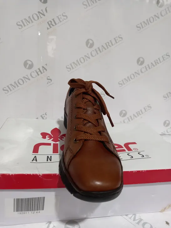 BROWN RIEKER SHOES SIZE 4 