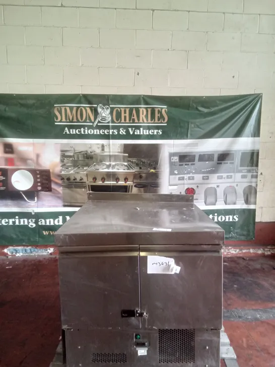 FOOD PREP STATION WITH UNDERCOUNTER FRIDGES 