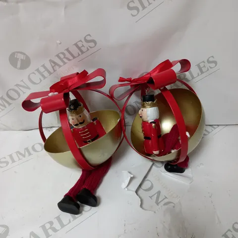 SANTA EXPRESS SET OF 2 CHARACTER DANGLY LEG BAUBLES