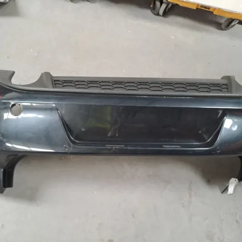 VOLKSWAGEN GOLF REAR BUMPER - COLLECTION ONLY