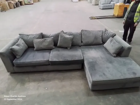 QUALITY VELVET UPHOLSTERED GREAT CORNER SOFA 