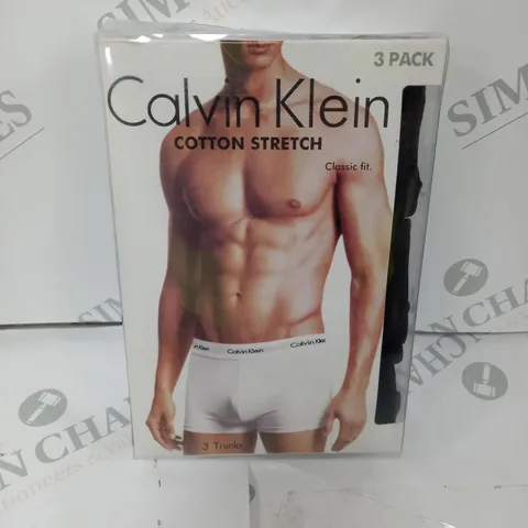 CALVIN KLEIN 3 PACK COTTON STRETCH CLASSIC FIT TRUNKS - M