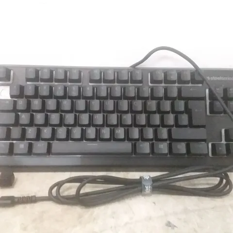 BOXED STEEL SERIES APEX 3 TKL KEYBOARD 