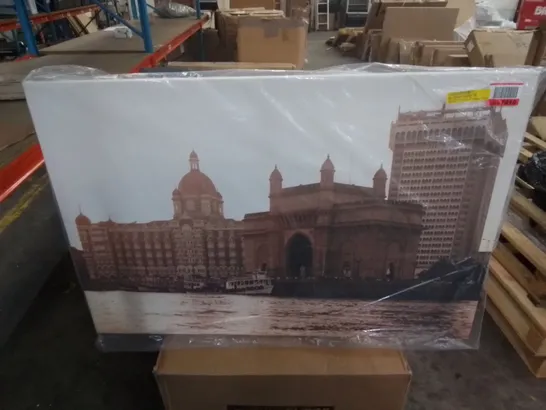 MUMBAI WITH GATEWAY BY AL LA - WRAPPED CANVAS 