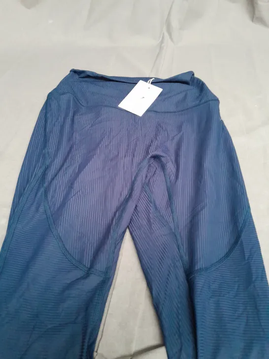 GYMSHARK RIBBED LEGGINGS MEDIUM