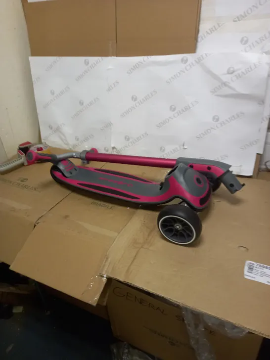 GLOBBER 3WHEEL SCOOTER PINK