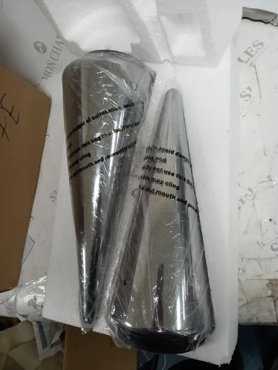 BOXED KELLY HOPPEN SET OF 2 INDOOR/OUTDOOR PRELIT GLASS DECOR - REFLECTIVE CONES